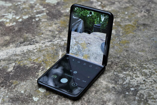 TOP 5 věcí, které nás zaujaly na ohebném véčku Galaxy Z Flip3