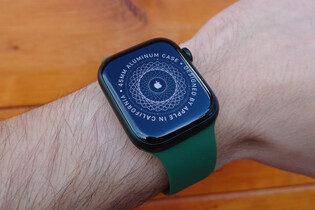 Apple působivým způsobem ukazuje, jak jeho hodinky zachraňují životy 