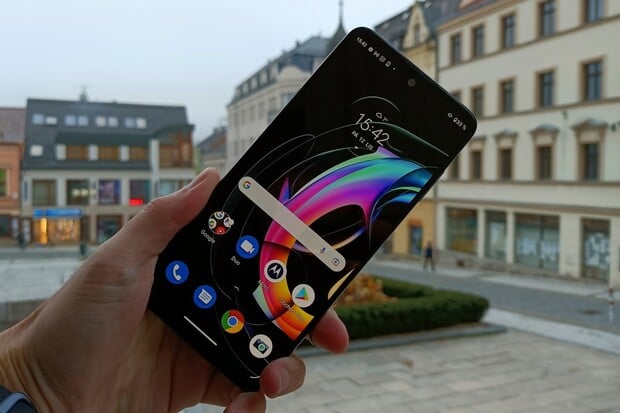 Motorola Edge 30 Lite se odhaluje na prvním obrázku 