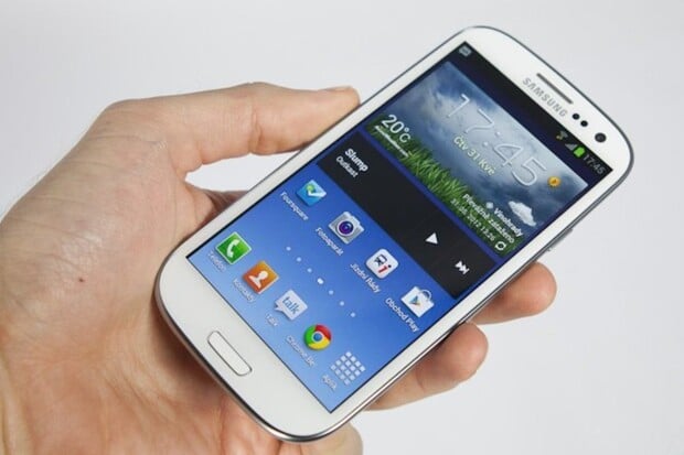 Samsung Galaxy S III zvládne rozjet Android 12