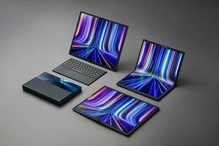 ASUS Zenbook 17 Fold ukazuje, proč chtít ohebné displeje. Kvůli opravdu velké ploše