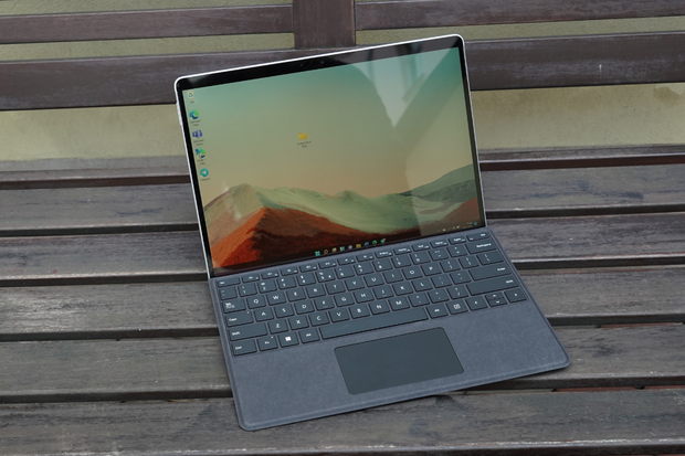 Prodej Surface Pro 8 a Surface Laptop Studio v ČR odstartuje již 22. února