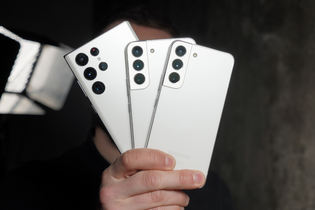 Samsung hlásí rekordní předobjednávky řady Galaxy S22 a tabletů Galaxy Tab S8