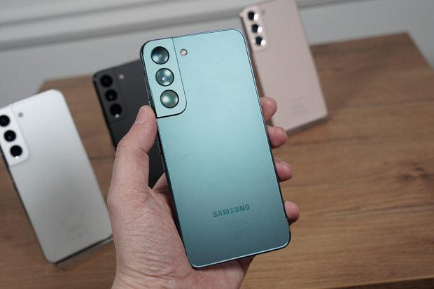 Samsung hlásí rekordní druhý kvartál. Řada Galaxy S22 se povedla