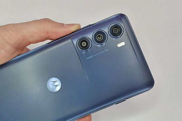 Maximum výkonu aneb Motorola Moto G200 v redakci
