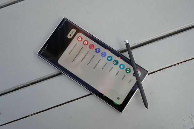 Které telefony Samsung obdrží do konce roku Android 13? 
