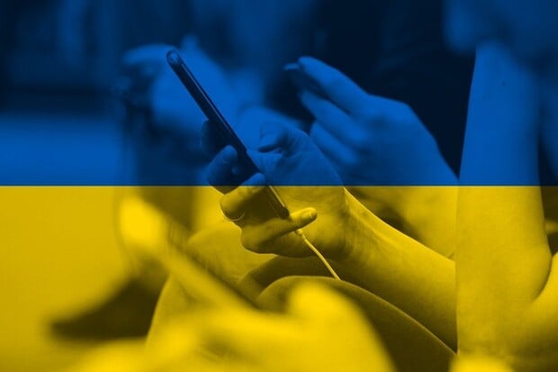 Aplikace ukrajinské vlády může z civilistů udělat legitimní vojenské cíle 