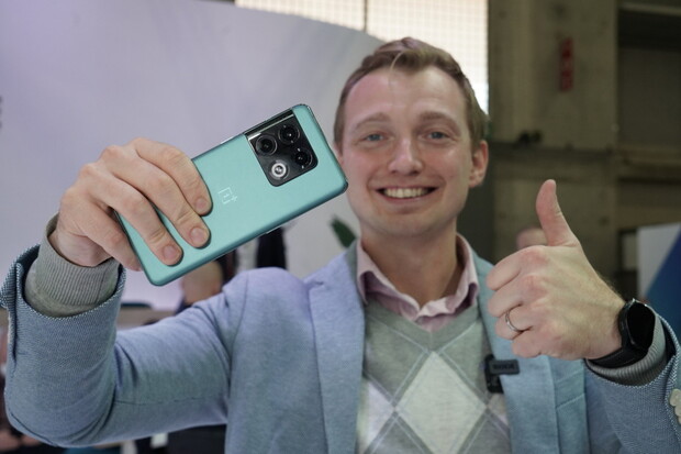 Podívejte se na nové a nejvybavenější OnePlus 10 Pro