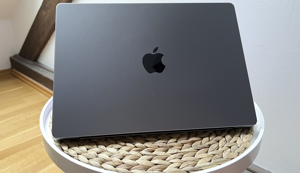 Apple MacBook Pro 14" M1