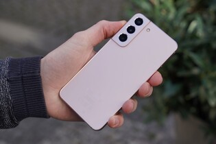 Poslední velká aktualizace: na Samsungy Galaxy S22 přichází Android 16