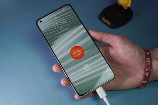 65 W do akce. Za jak dlouho se nabije nové Realme GT 2 Pro?