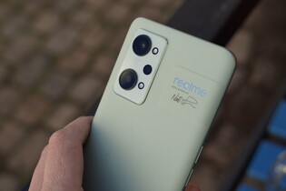 Realme GT2