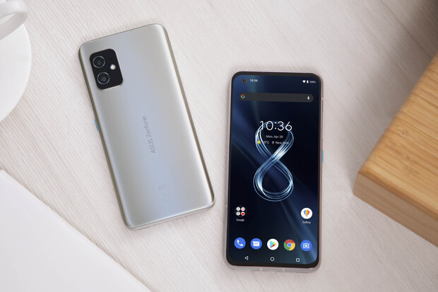 ASUS ZenFone 8 je nejlepší malý telefon, teď je na chvíli o 4 500 Kč levnější