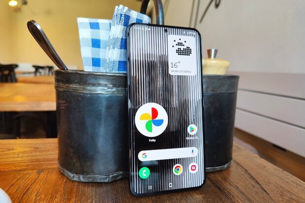 Vyzkoušeli jsme Nothing Launcher, první ochutnávku chystaného Nothing telefonu