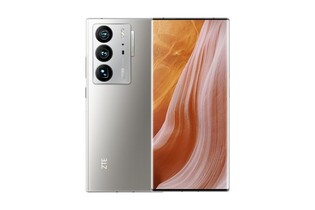 ZTE Axon 40 Ultra má špičkový displej se skrytým čelním foťákem