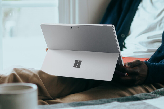 Microsoft Surface teď můžete mít o 3 tisíce levněji, navíc s klávesnicí zdarma