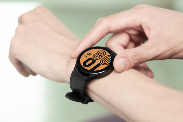 Samsung Galaxy Watch4 zlevnily na úplné minimum, levnější nikdy nebyly