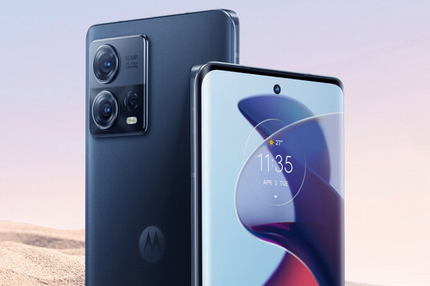 Motorola S30 Pro definuje střední třídu. Má obří paměť a Snapdragon 888+