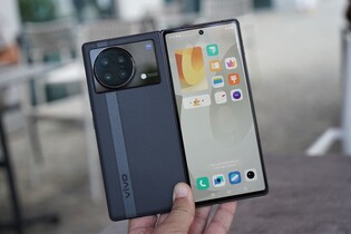 Vyzkoušeli jsme u nás nedostupné Vivo X Fold. V čem je tato skládačka unikátní?
