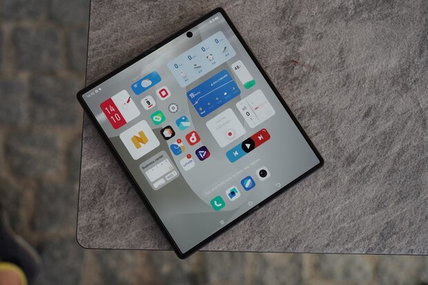 Vivo X Fold+ se postupně odhaluje. Představí se příští týden
