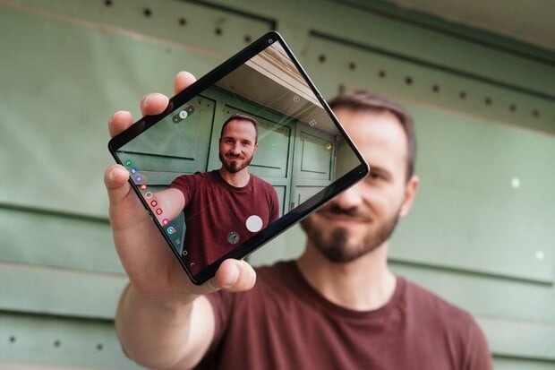 Samsung Galaxy Fold5 přepracuje konstrukci kloubu, zbaví se tak rýhy v displeji