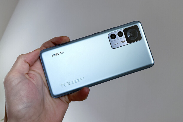 Xiaomi 12T v redakci! Nabízí 108Mpx fotoaparát, 120W nabíjení a MediaTek