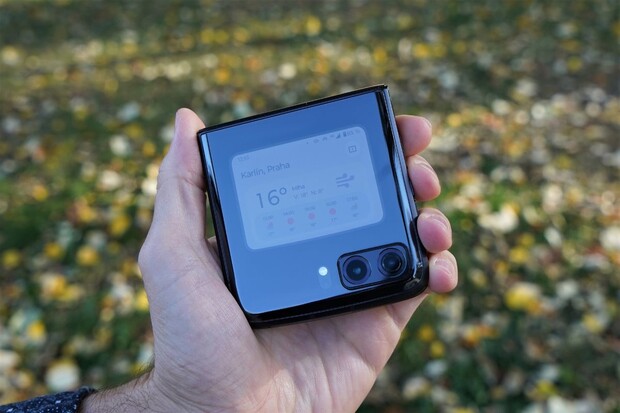 Motorola Razr (2022)