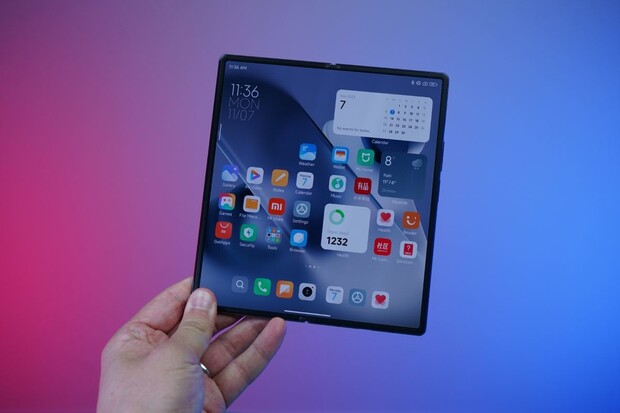 Vyzkoušeli jsme Xiaomi MIX Fold 2, ohebnou novinku se skvostným 8" displejem