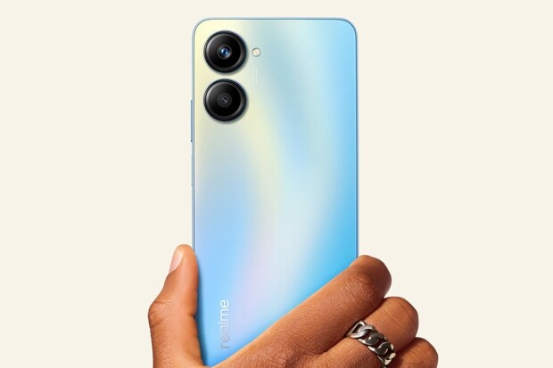 Realme 10 Pro má 108Mpx foťák a 256GB paměť