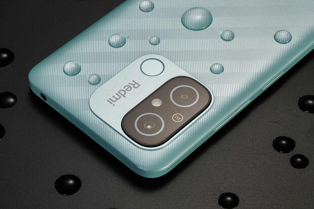 Redmi 12C je obrem s 50Mpx foťákem a microUSB