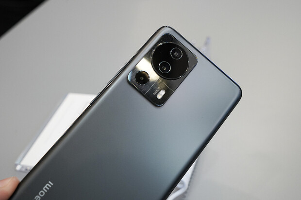 Xiaomi 13 Lite naživo: nejlevnější, ale rozhodně ne nezajímavé 