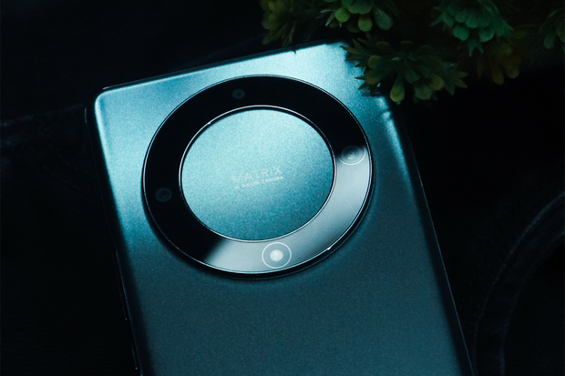 Mobil, co vydrží 3 dny bez nabíjení? To není vzdálená budoucnost