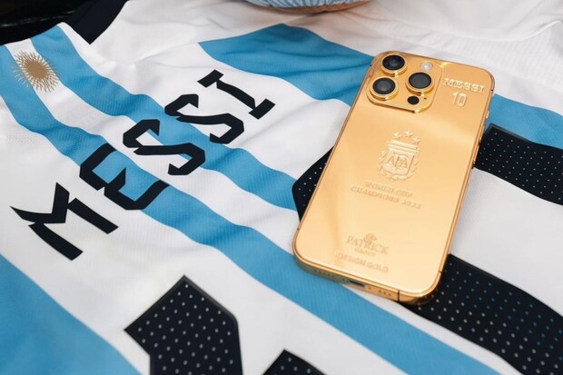 Exkluzivní zlatý iPhone 14 Pro? Od Messiho jej obdrží všichni jeho spoluhráči
