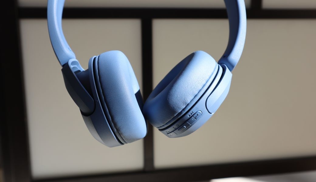 Recenze Sony WH-CH520 – Hodně muziky za pár korun? | mobilenet.cz