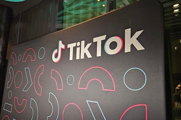 TikTok dostal pokutu 345 milionů eur za to, jak nakládal s údaji dětí