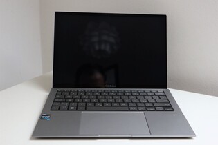 ASUS ZenBook S13 OLED