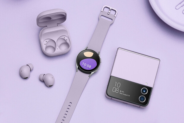Kdo si koupil Samsung, má teď nárok na Watch5 za skvělou cenu a sluchátka zdarma