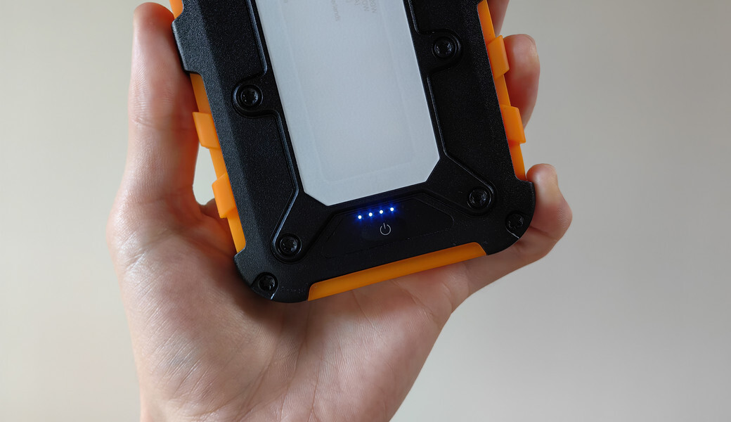 Xtorm Xtreme Solar Powerbank 10 000 mAh (XR104)