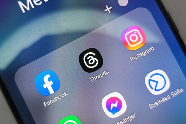 Threads dospívají? Nově se objevuje i funkce soukromých zpráv