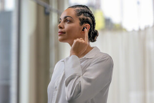 Dlouhé čekání je u konce. Sony představí nová bezdrátová špuntová sluchátka