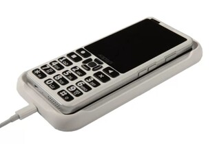 Stýská se vám po tlačítkách? Tento model s Androidem umí bezdrátové nabíjení