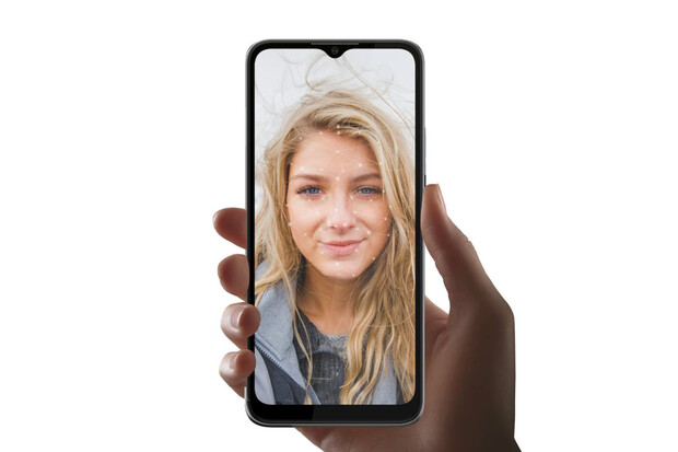 Takto vypadá zcela základní smartphone, přivítejte HTC Wildfire E Star