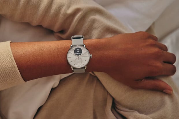 Chytré hodinky Withings ScanWatch 2 sledují vaše zdraví v odstínech šedi