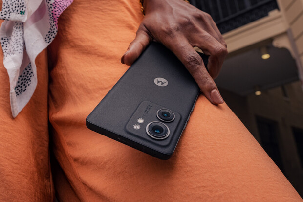Nejlevnější vlajkovka na trhu. Motorola Edge 40 zlevnila na pouhých 8 499 Kč