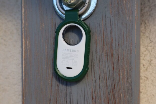 Testujeme chytrý přívěsek Samsung Galaxy SmartTag2. Ptejte se, co vás zajímá