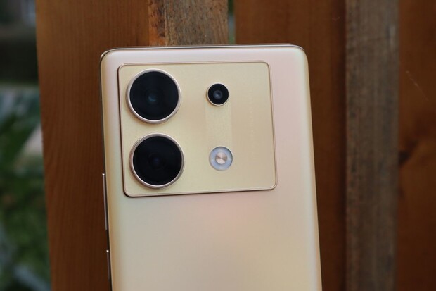 Jak fotí stylový Infinix Zero 30 5G s pokročilou selfie a 108Mpx snímačem?