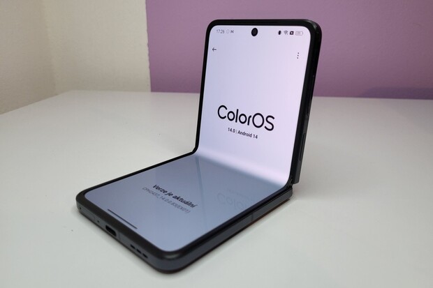 Testujeme Oppo Find N2 Flip. Ohebného elegána s Androidem 14