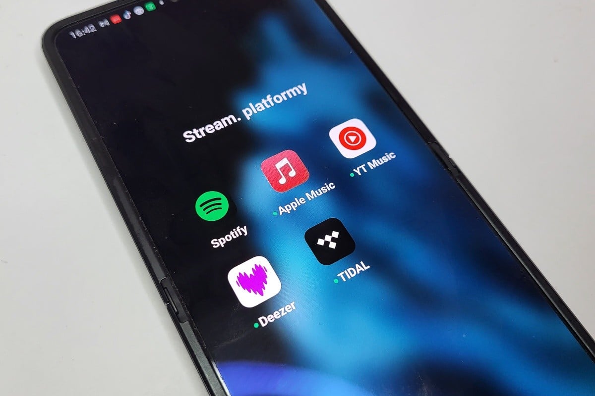 Comparison of Music Streaming Services: Spotify, Apple Music, YouTube Music, Tidal, and Deezer – Which One Is Best for You?
