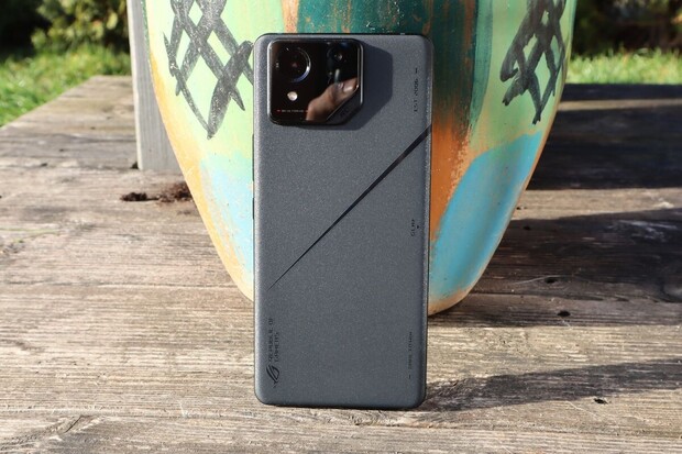 Black Friday u ASUSu? Slevy až 7 500 Kč, za akční cenu pořídíte i ROG Phone 8 (Pro)