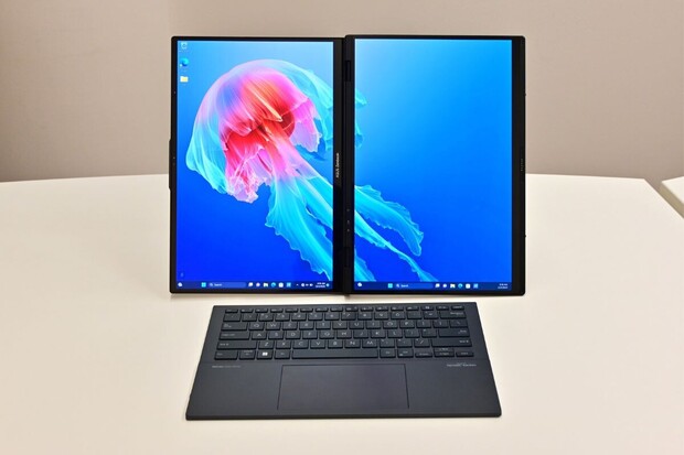 ASUS ZenBook Duo je transformer s dvojicí OLED displejů a zajímavou cenou